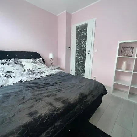 Z Kuchnia Dla 4 Osob W Centrum Bydgoszczy Mbella * Bydhošť